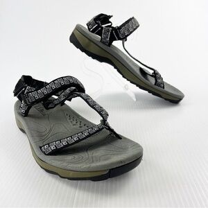 L.L. Bean Black and Gray Men's Sandals